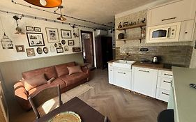 Kavart Apartments